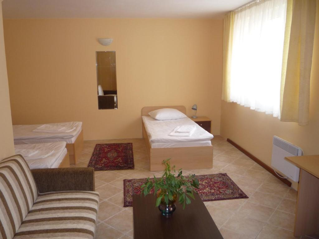Hostel Sylvia София Экстерьер фото